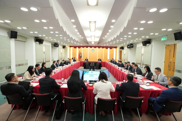 《澳門特別行政區經濟和社會發展第三個五年規劃（2026-2030年）》公開諮詢舉行全國政協委員專場